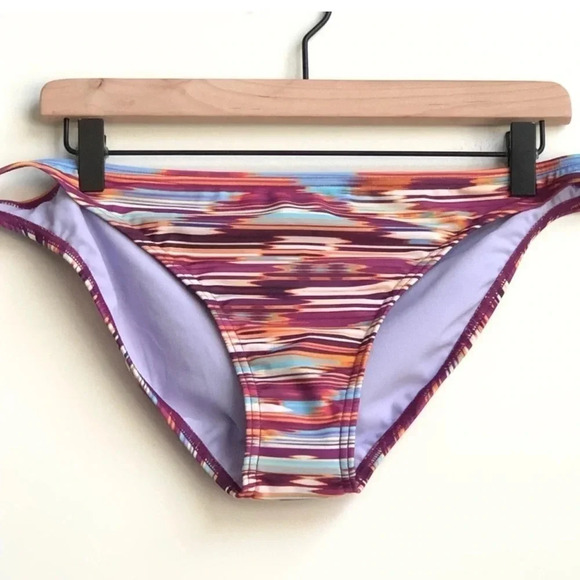 New prAna Kala Bikini Bottom AZALEA RAINBLUR Swimwear
UPF 50+ swim suit swimsuit - Picture 5 of 13